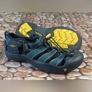 💳SOLD🛍 Boys Kids KEEN Newport H2 Blue Water Shoes Sandals Size Youth 3